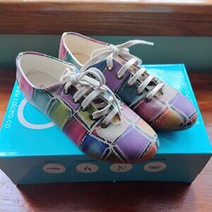Calceo lace-up shoes, Size 5.5. Like new.